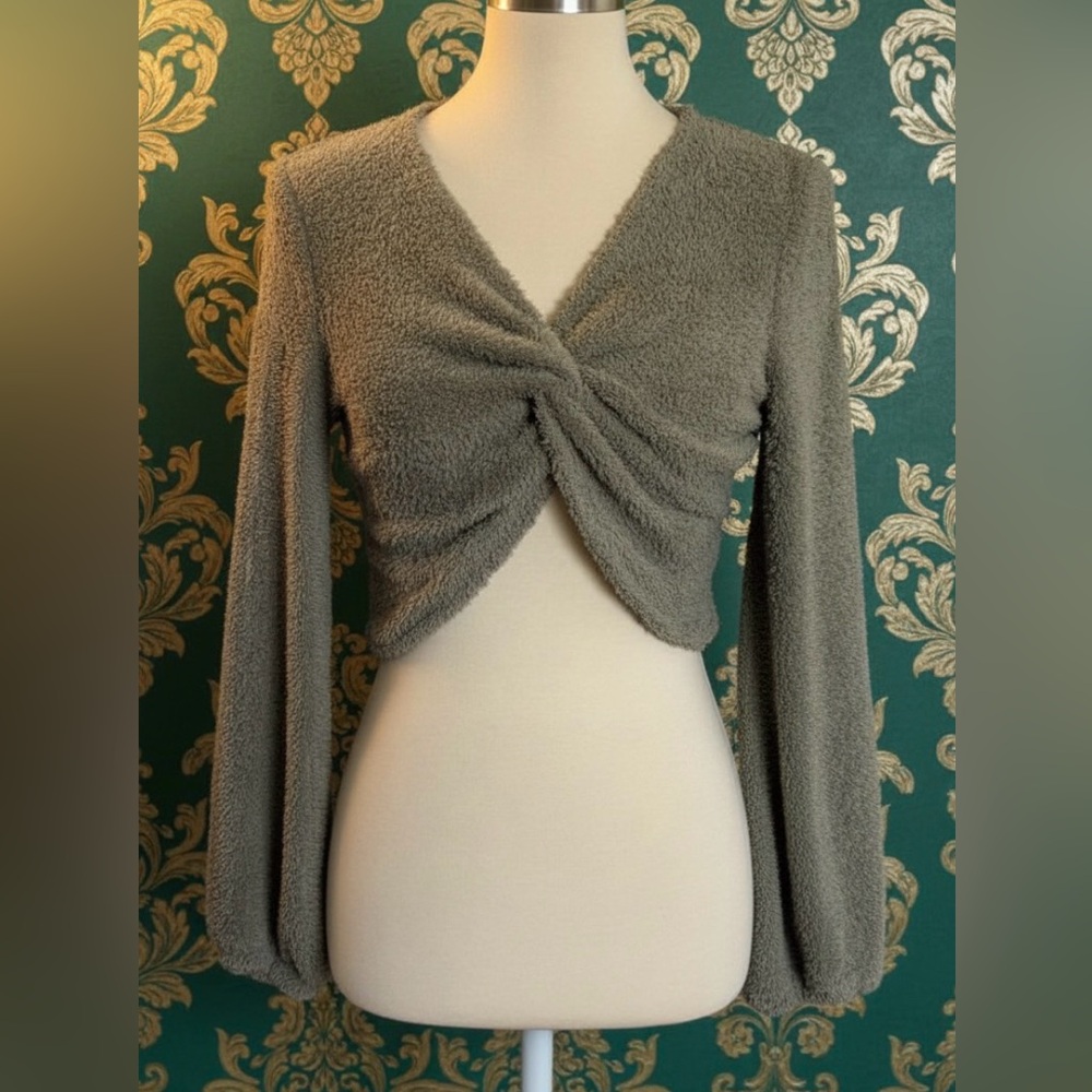 Altar'd State Sage Green Criss Cross Cropped Balloon Sleeves Sweater Size Small